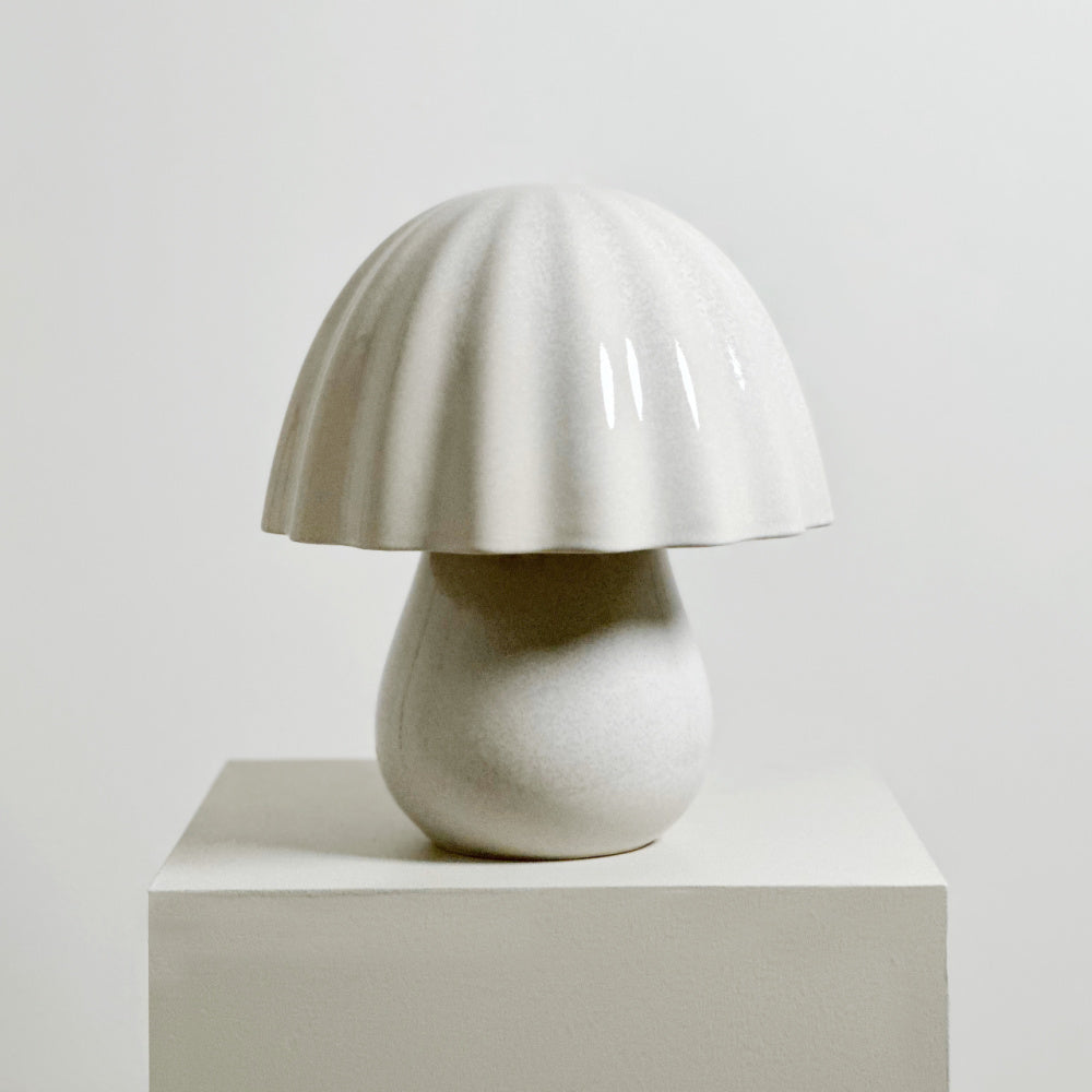 Robert Gordon Periwinkle Table Lamp | Coast