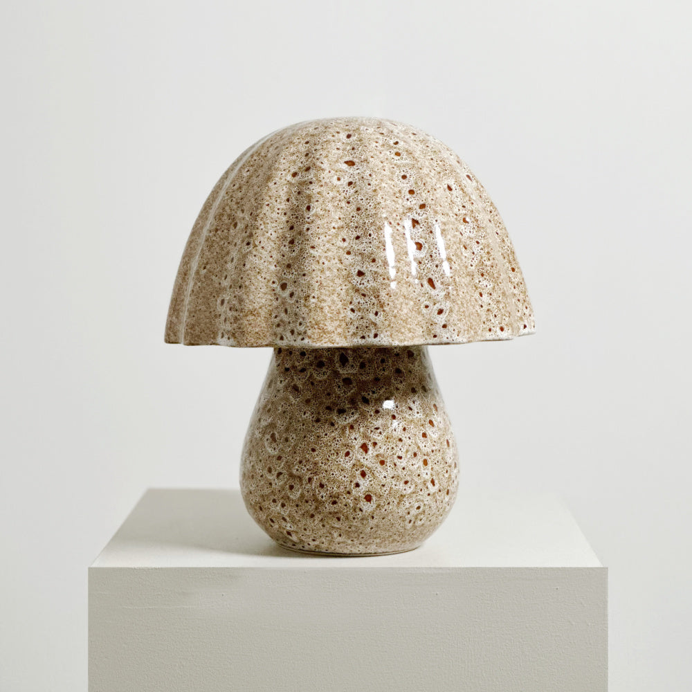 Robert Gordon Periwinkle Table Lamp | White Ochre