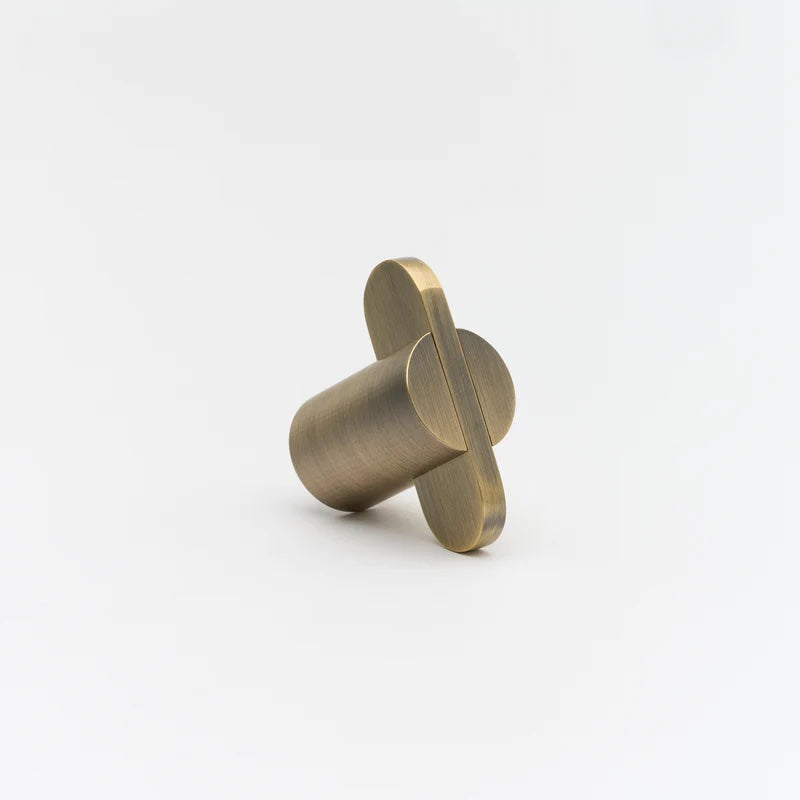 Lo&Co Intersect Knob | Aged Brass